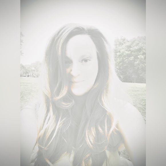 Meet your Posher, Sam😃 - Picture 2 of 2